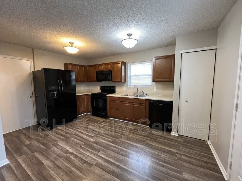 6307 Alonzo Dr - Photo 6 of 22