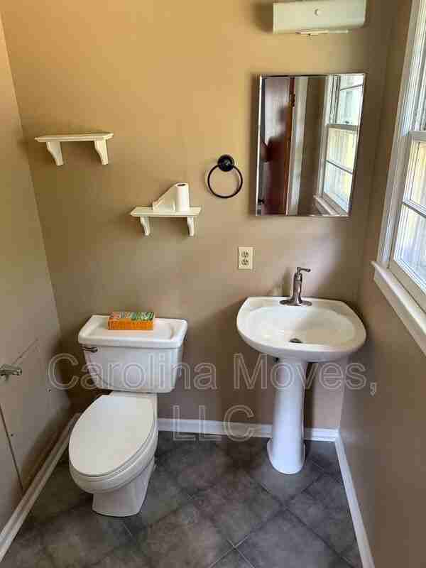 129 Darby Ct - Photo 6 of 12