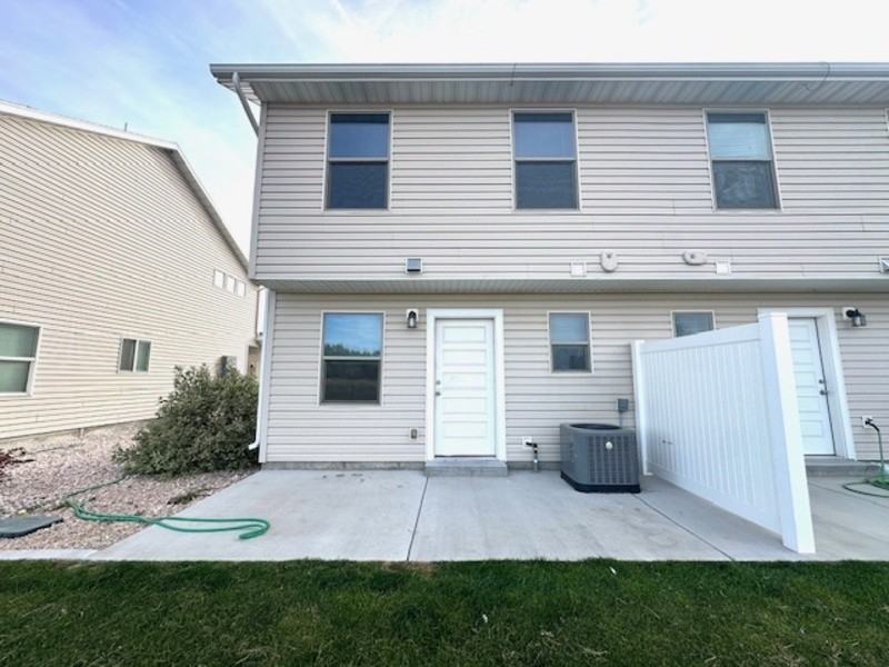 385 Sw - Photo 4 of 15