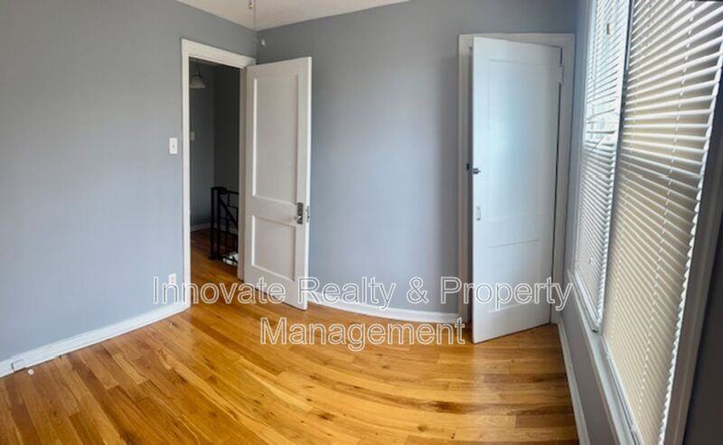 3726 Richmond St - Photo 4 of 19