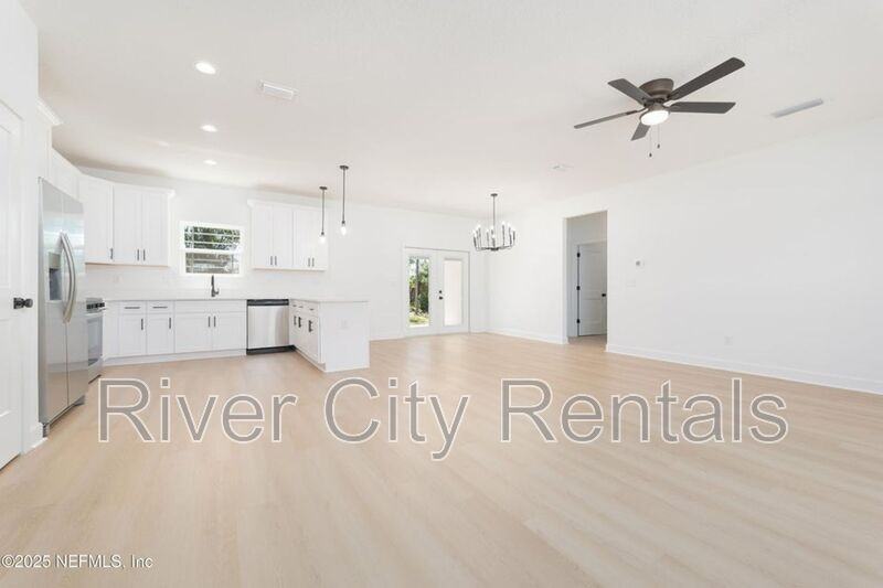 9261 Dolphin St - Photo 4 of 23