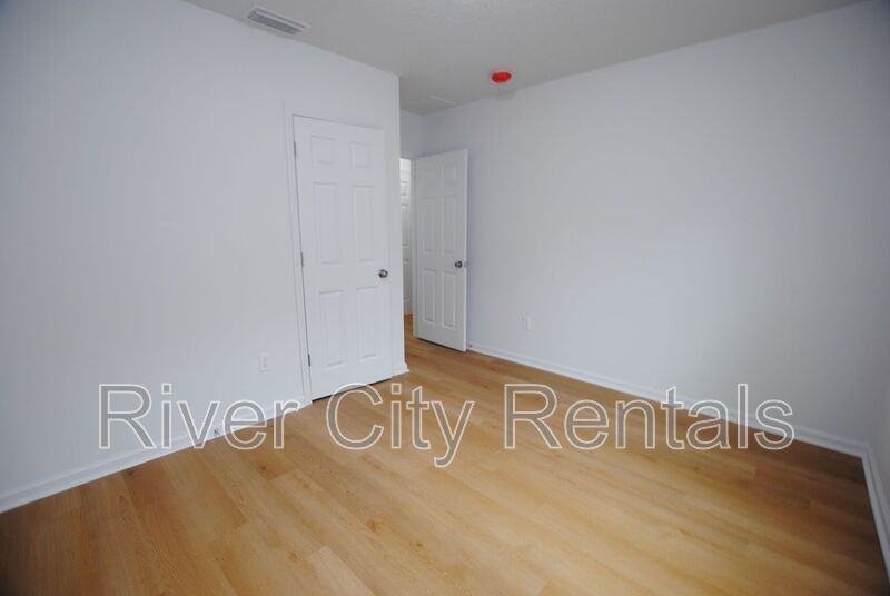 6385 Bowdoin Ave - Photo 5 of 17