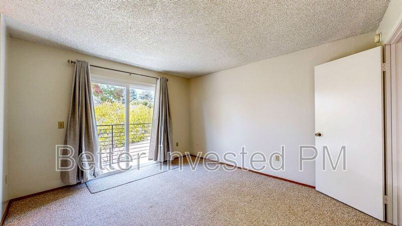 657 Rinaldo St - Photo 7 of 24