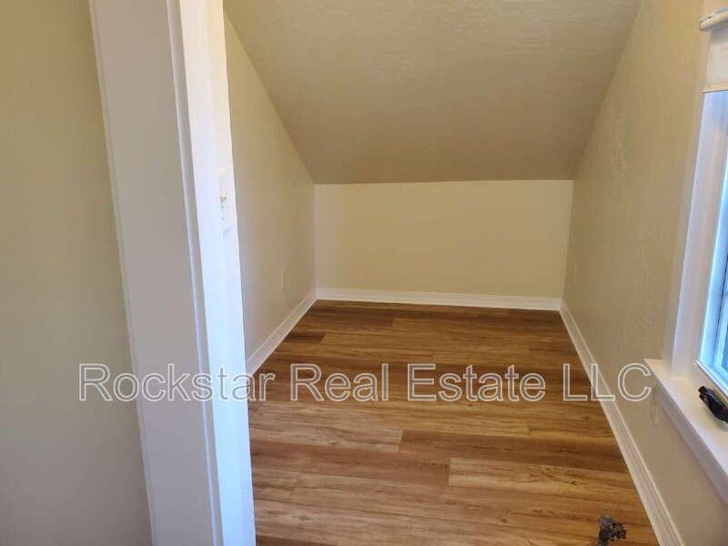 814 S Lincoln St - Photo 5 of 8