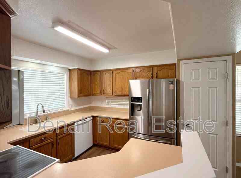 1670 East Gary Drive - Photo 6 of 38