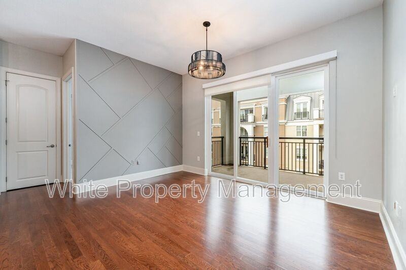 4625 Piedmont Row Dr #611 - Photo 4 of 23