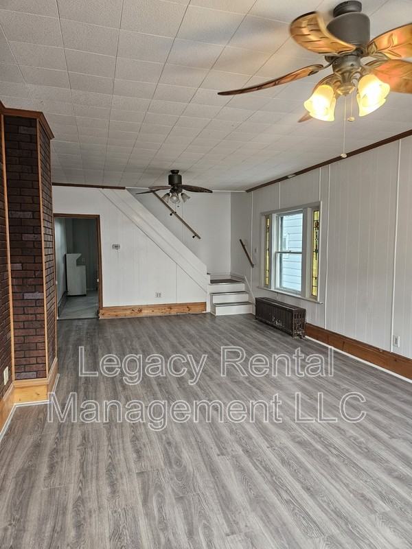 203 Florida Ave - Photo 3 of 13