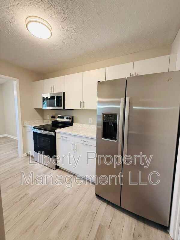 664 Bartons Landing Pl #10 - Photo 4 of 21