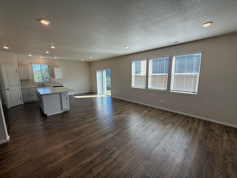 4820 Gray Ct Ne - Photo 6 of 50