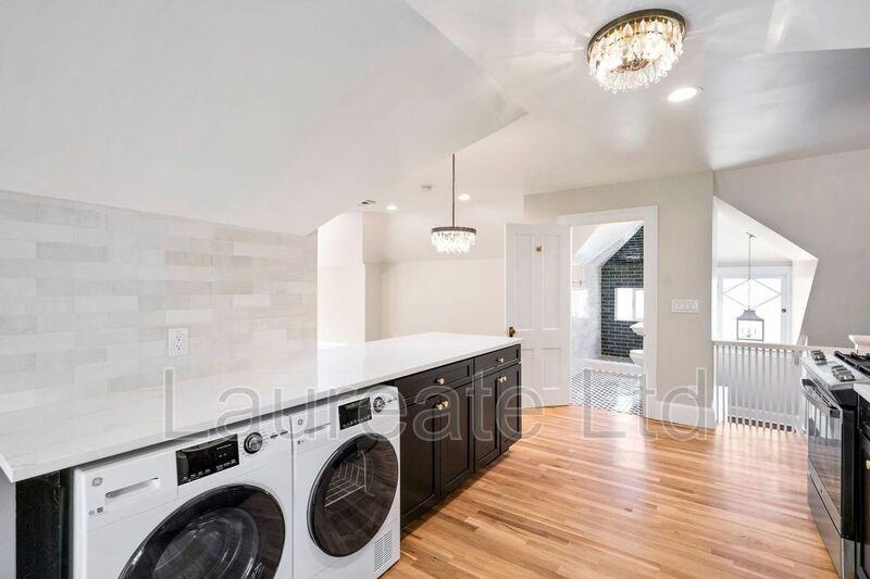 1126 Lafayette St #4 - Photo 4 of 14