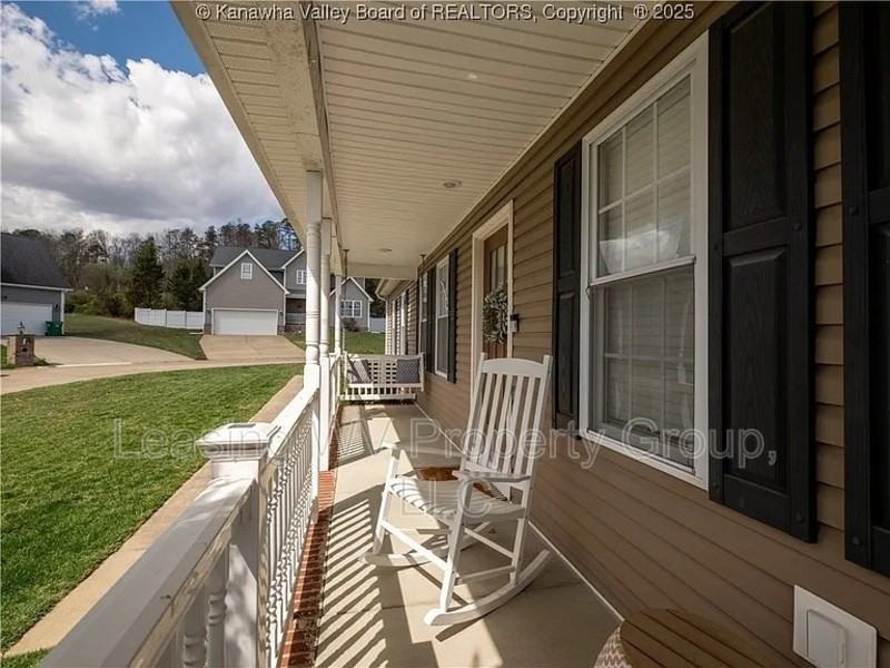 164 Prado Dr - Photo 3 of 20
