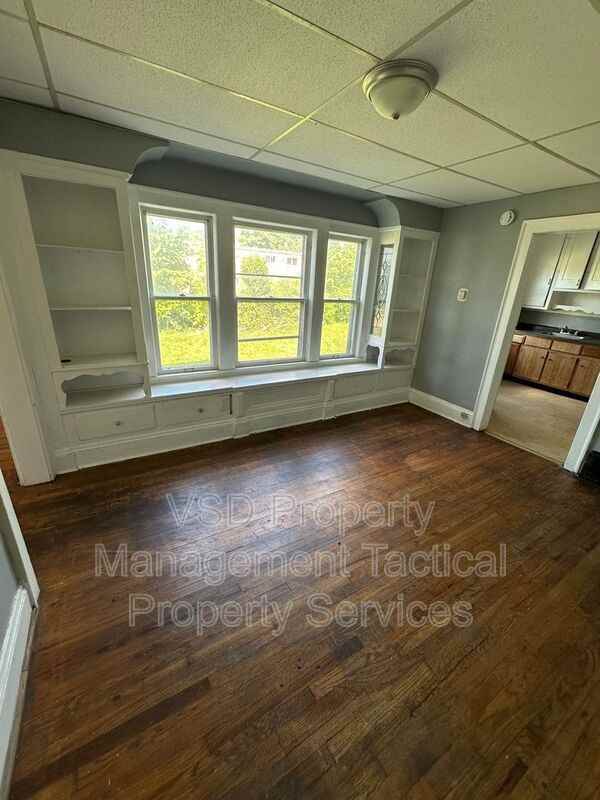 3281 East Blvd #1 - Photo 6 of 16