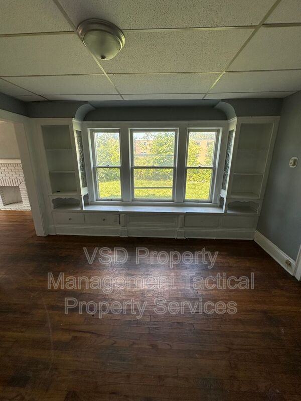 3281 East Blvd #1 - Photo 7 of 16