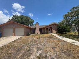 featured image of 4622 Newbury Ln