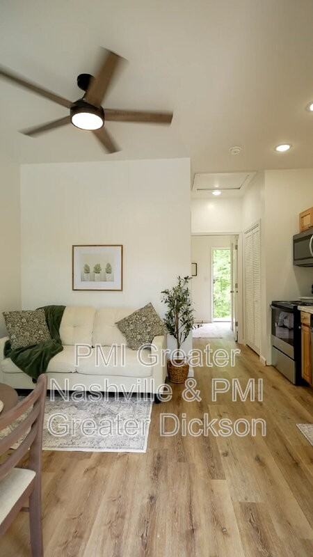 8057 Maple St - Photo 3 of 11