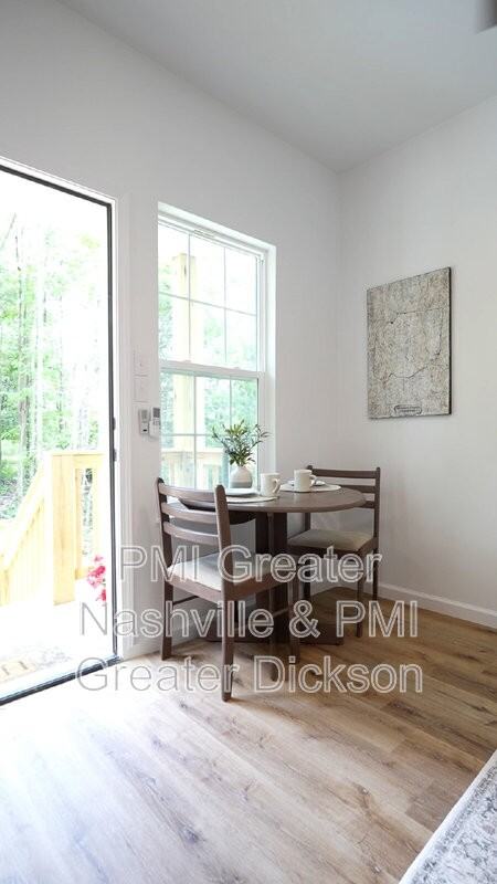 8057 Maple St - Photo 4 of 11