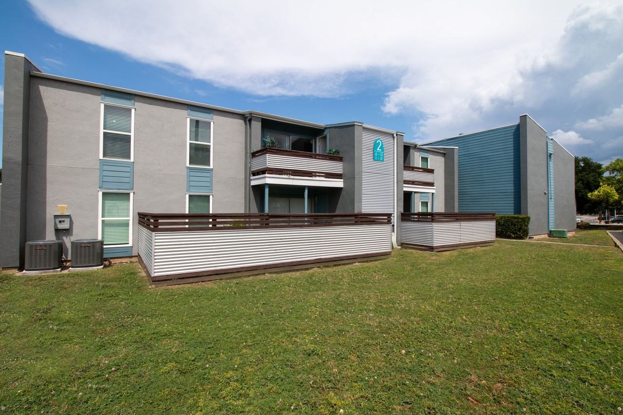 Auburn Creek - Photo 2 of 36