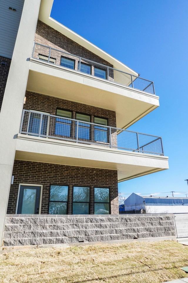 The Palmer - Photo 2 of 10