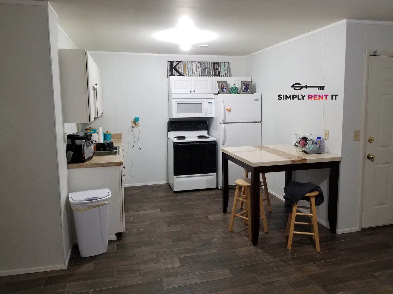 213 Main Street #7 - Photo 4 of 12