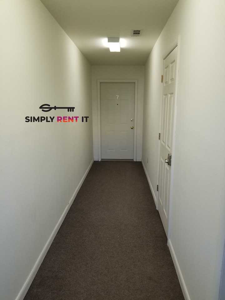 213 Main Street #7 - Photo 3 of 12