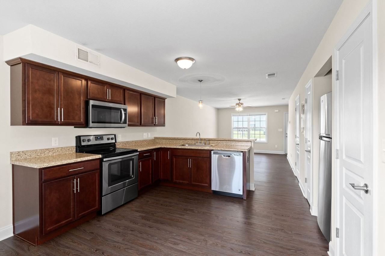 1552 Tylertown Rd - Photo 6 of 41