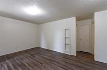 907 West Hastings Avenue - Photo 3 of 10