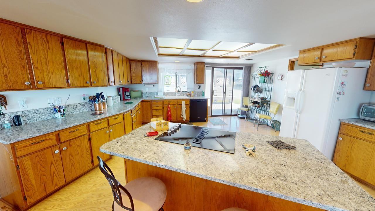 1240 Collis Lane - Photo 2 of 14