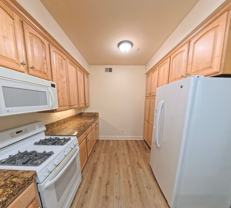 5005 N Edgewood Dr - Photo 1 of 1