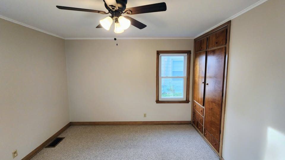 732 Argyle Ct - Photo 3 of 18