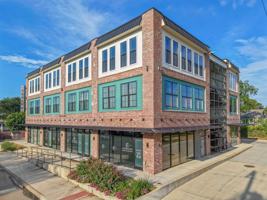 featured image of 305 W 27th St ##116