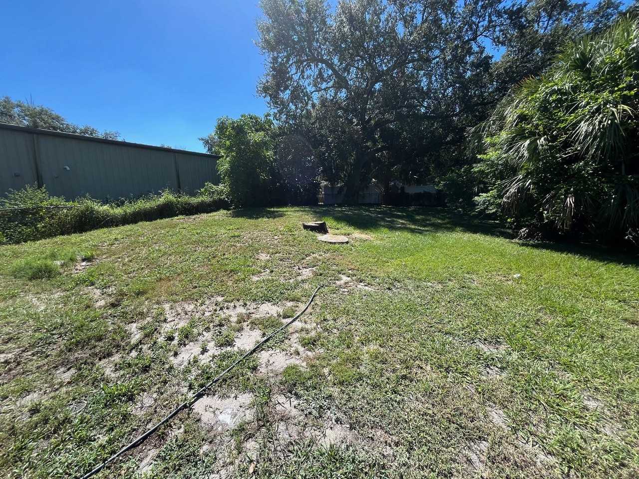 2405 East Main Street - Photo 2 of 9