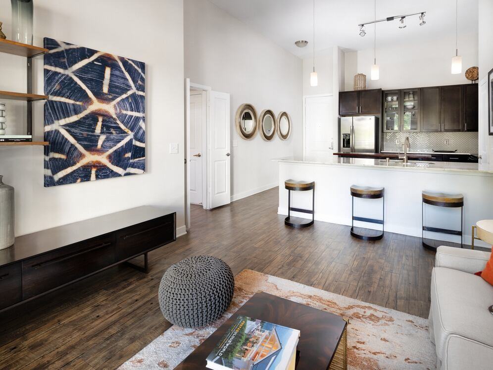 Avalon Lakeside - Photo 5 of 45