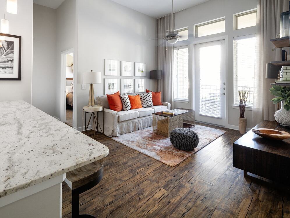 Avalon Lakeside - Photo 6 of 45