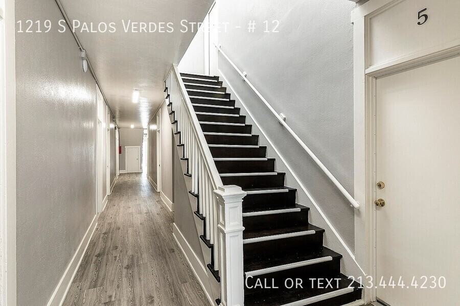 Portside Studio Apartments - Photo 6 of 23