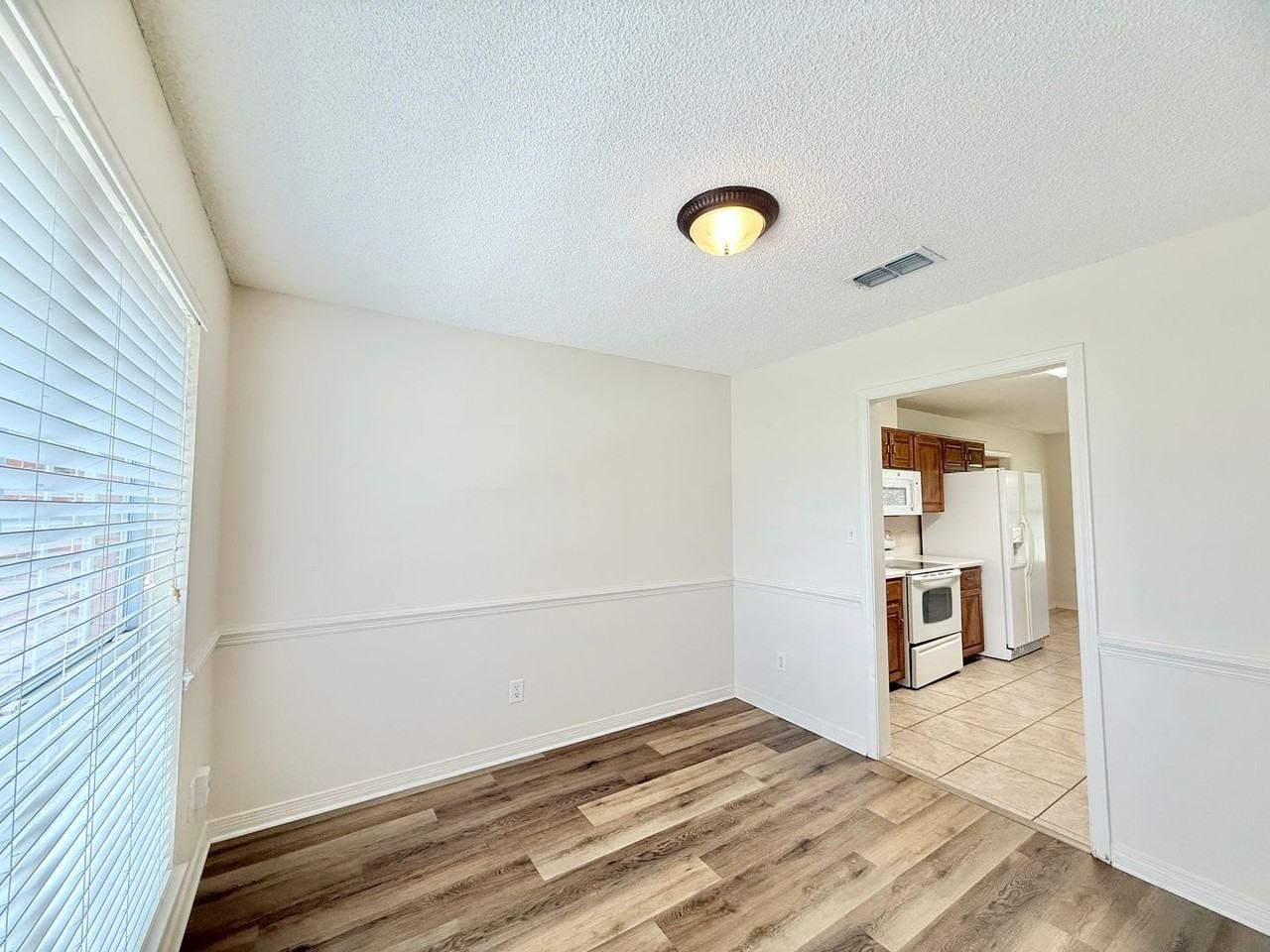 4995 Pattock Pl - Photo 5 of 16