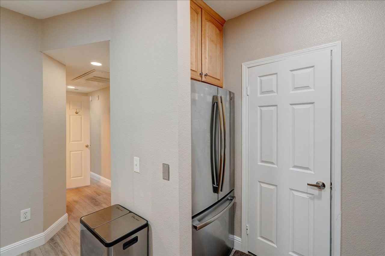 3850 Elijah Ct - Photo 7 of 27