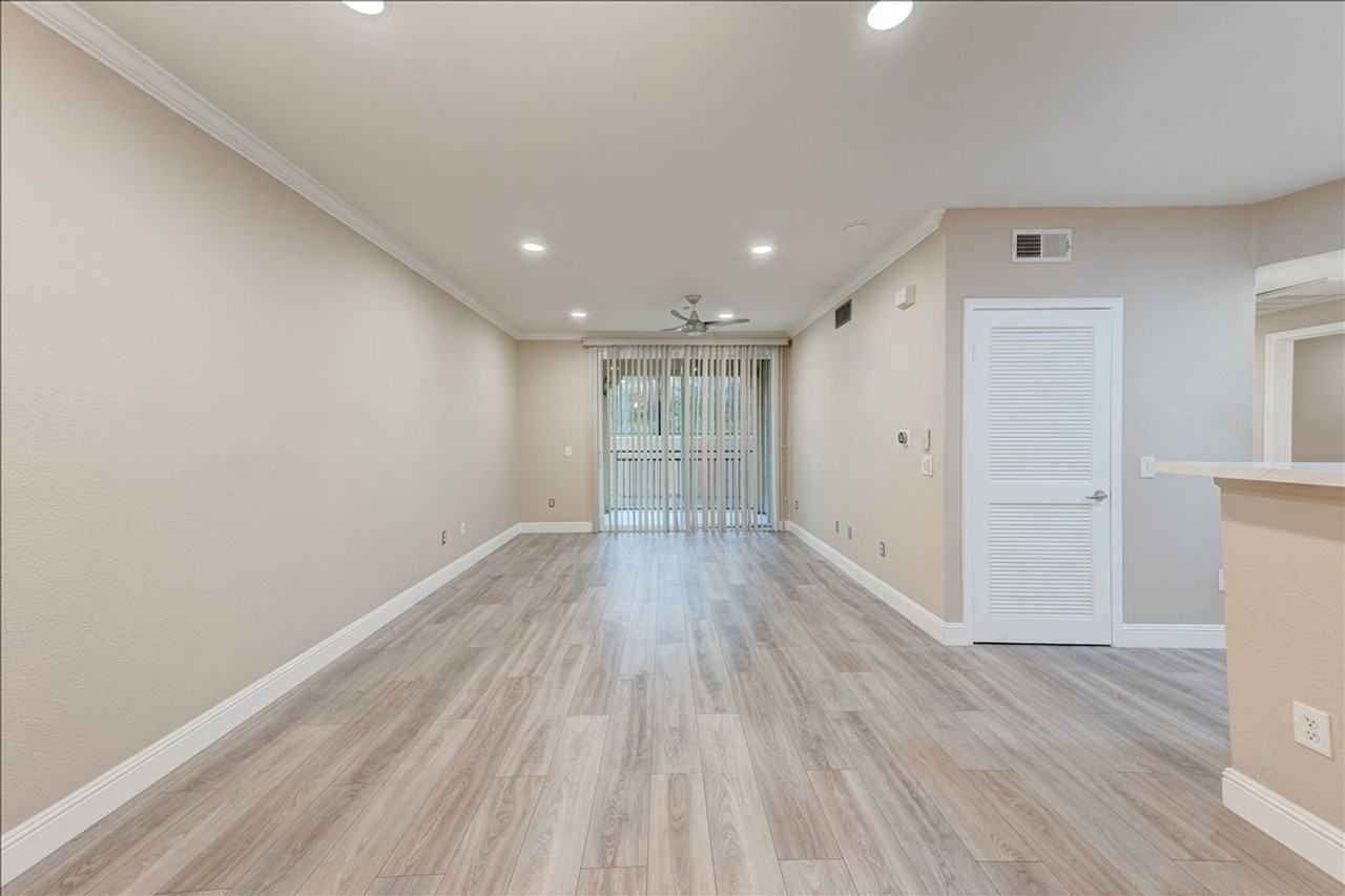 3850 Elijah Ct - Photo 5 of 27