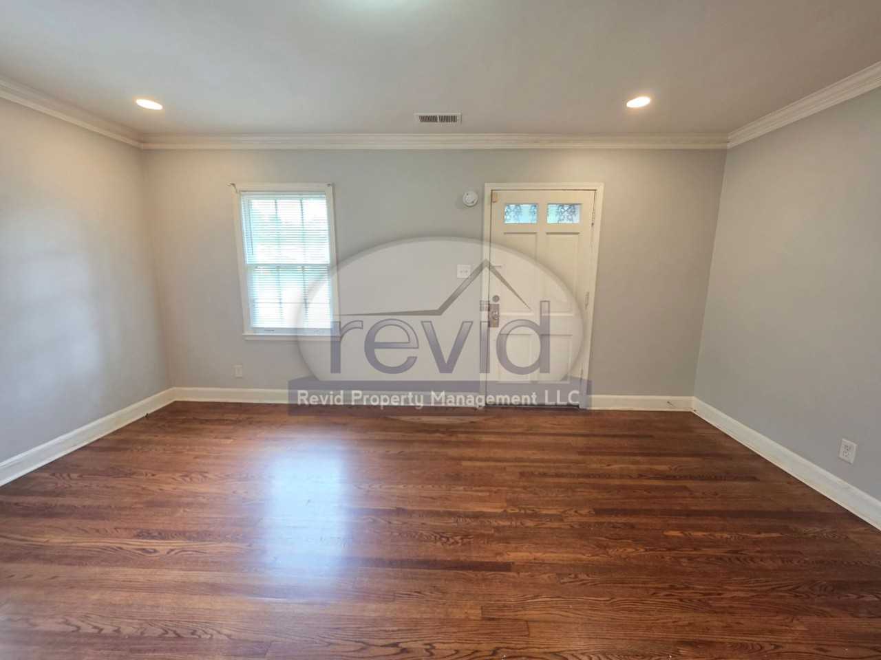 1674 Netherwood Ave - Photo 2 of 29