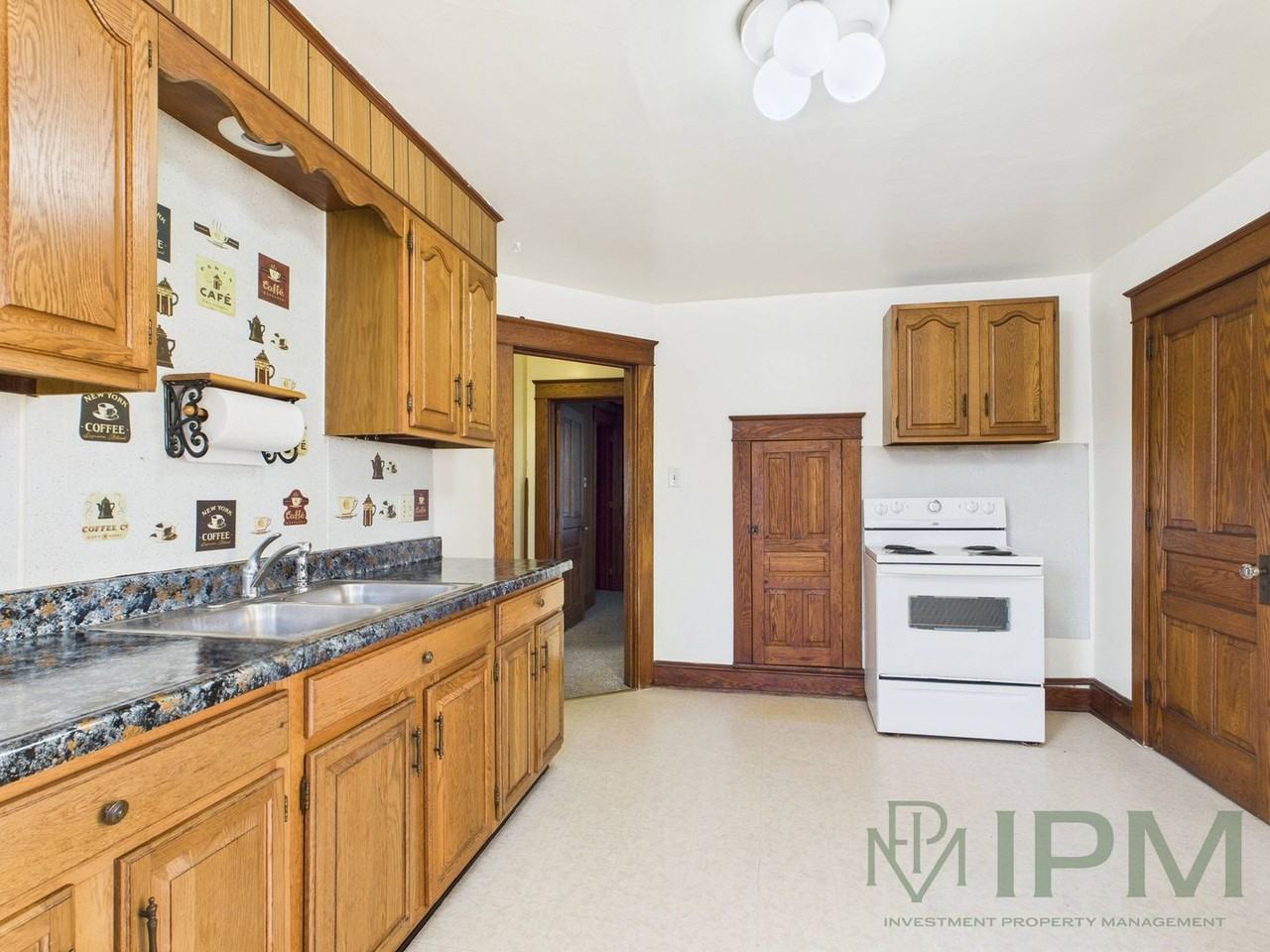 15 N Main St - Photo 2 of 18