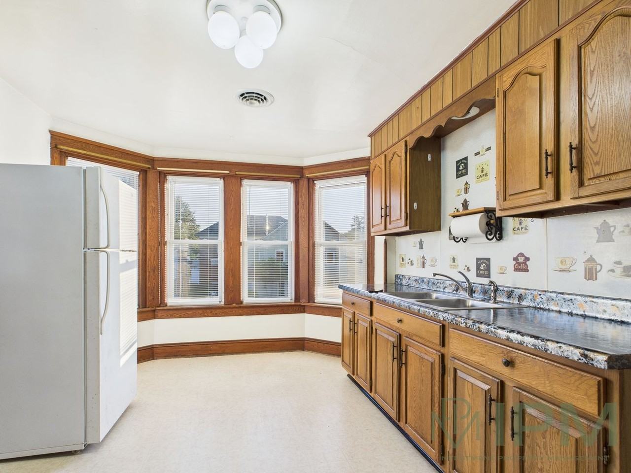 15 N Main St - Photo 3 of 18