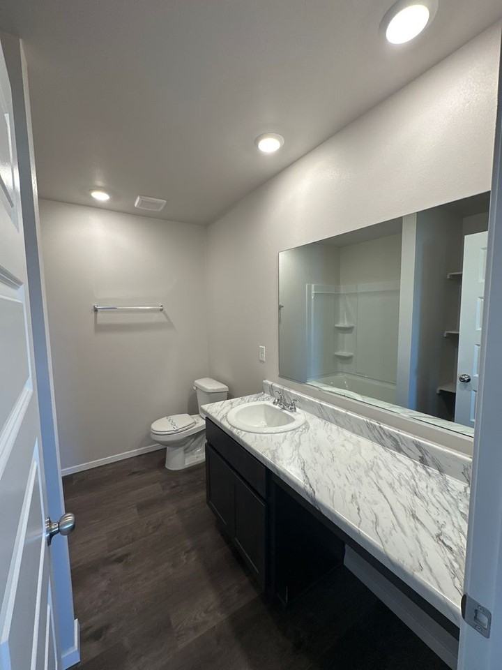 1005 W Fargo Rd - Photo 7 of 19