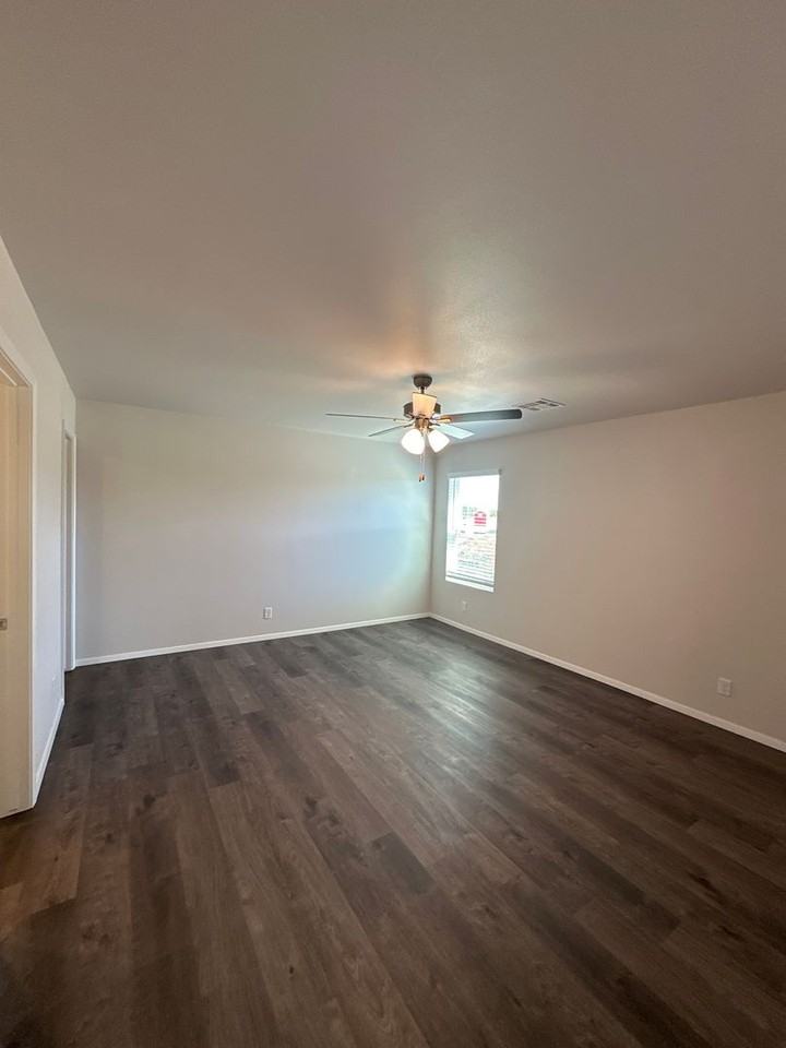 1005 W Fargo Rd - Photo 6 of 19