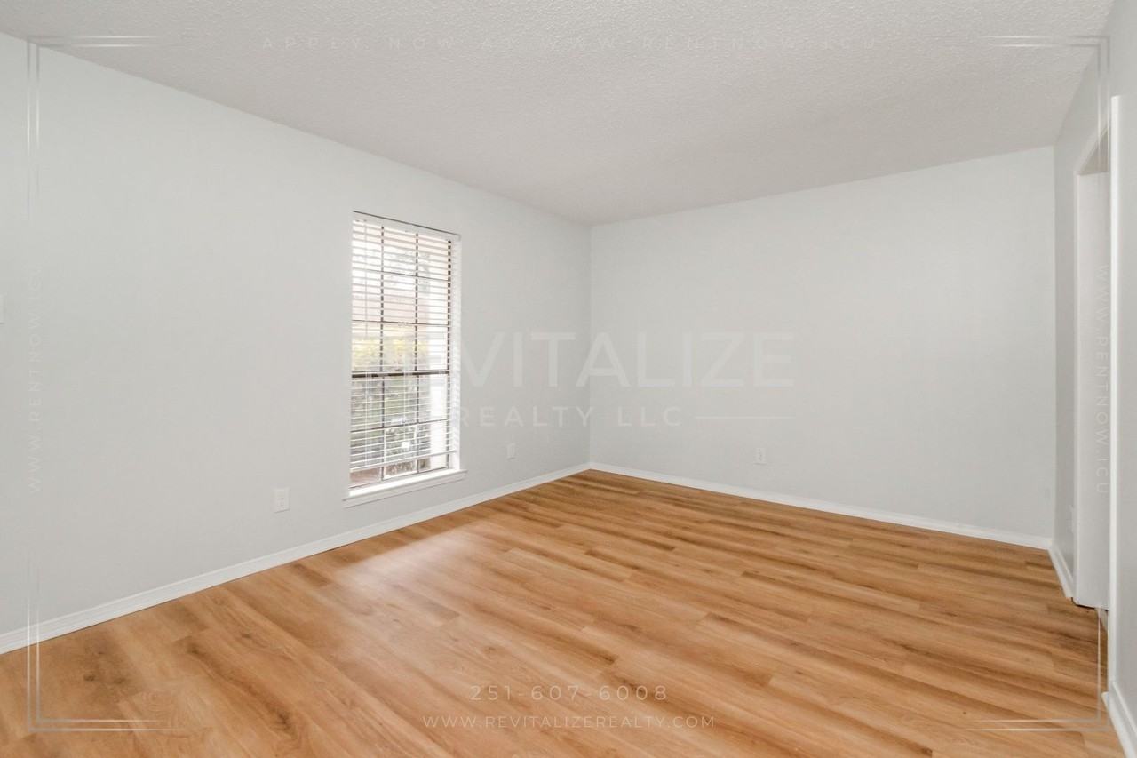 5728 Post Oak Ct - Photo 3 of 27