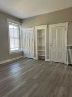featured image of 119 S 5th St
