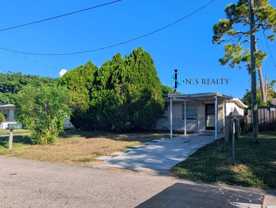 7327-7329 Buchanan - Photo 1 of 1