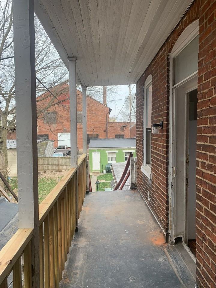 555 Pennsylvania Ave #2 - Photo 2 of 15