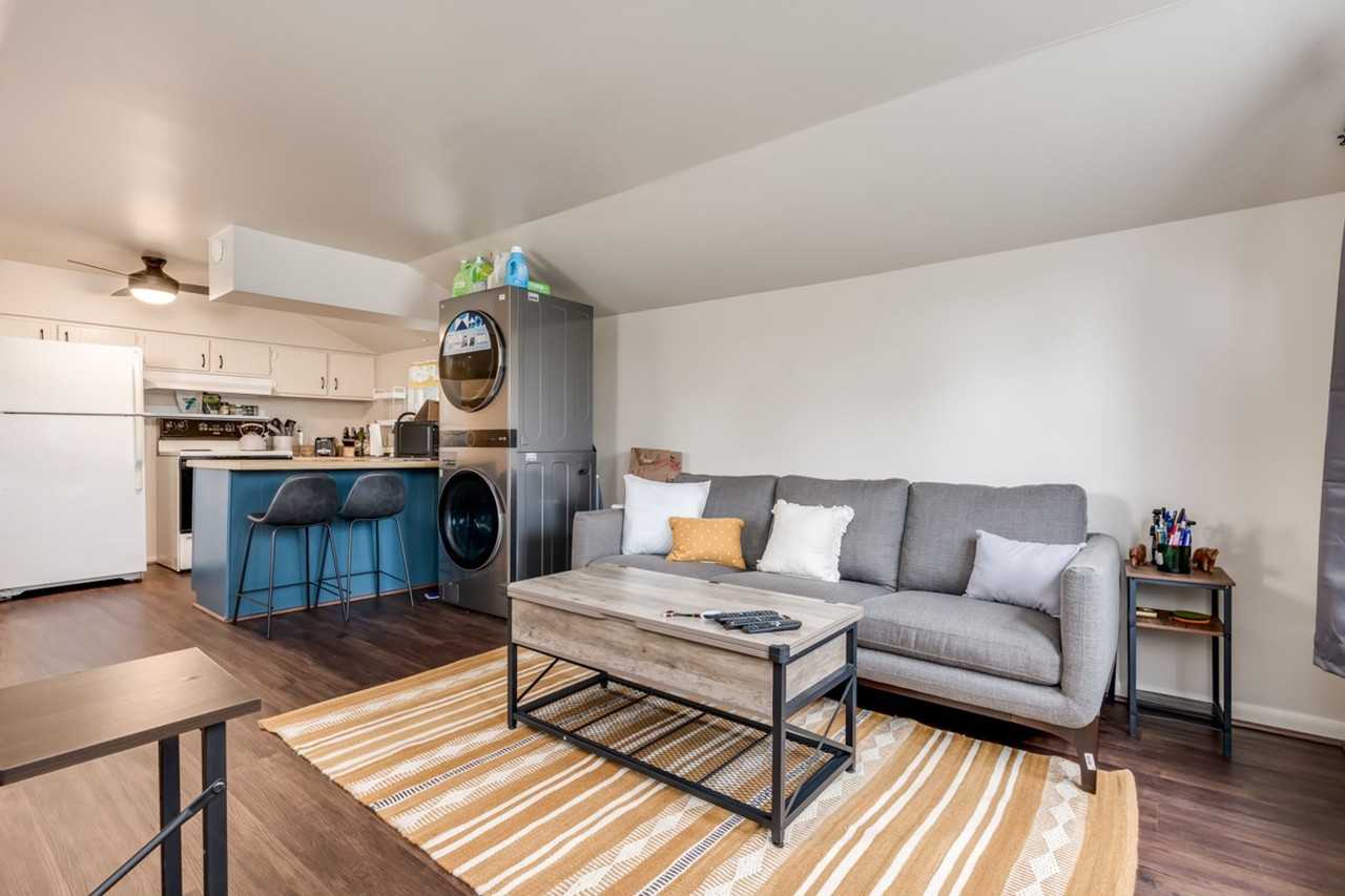 1015 Price Ave #1 - Photo 4 of 14