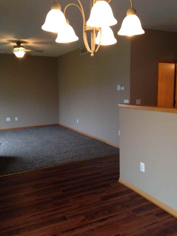 2106 Linden Trl - Photo 4 of 15