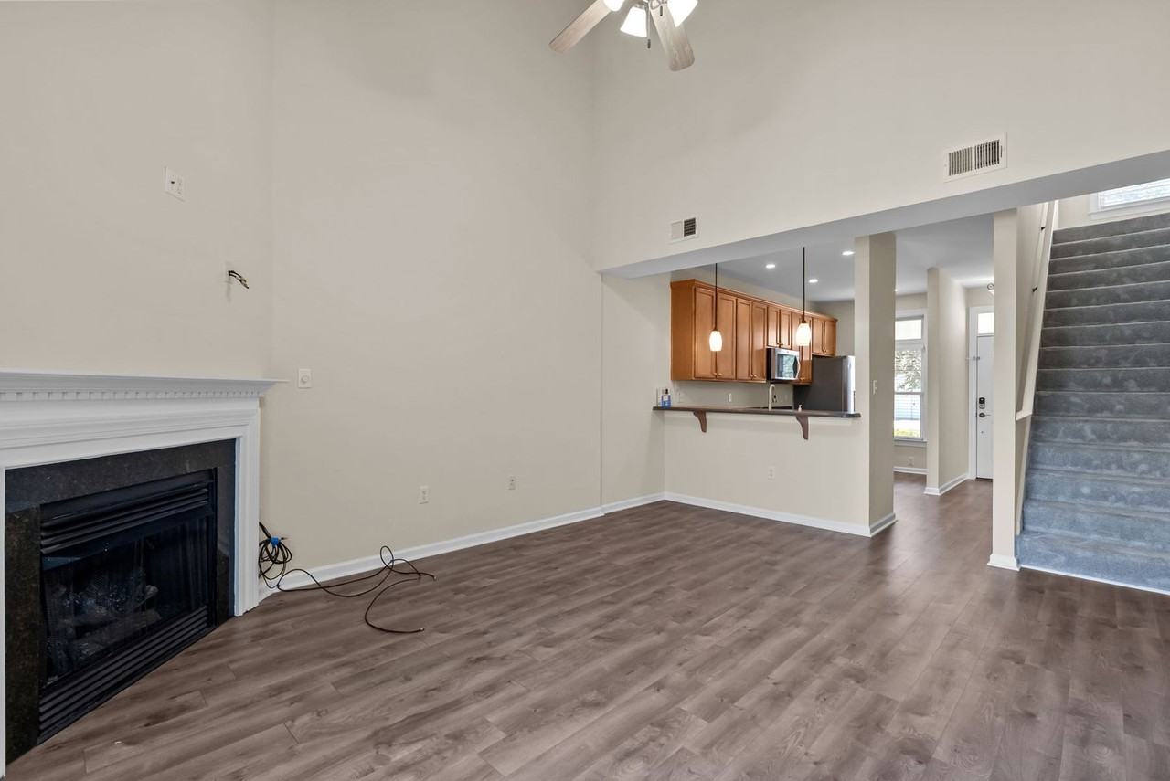 1405 Dure Rd - Photo 6 of 33