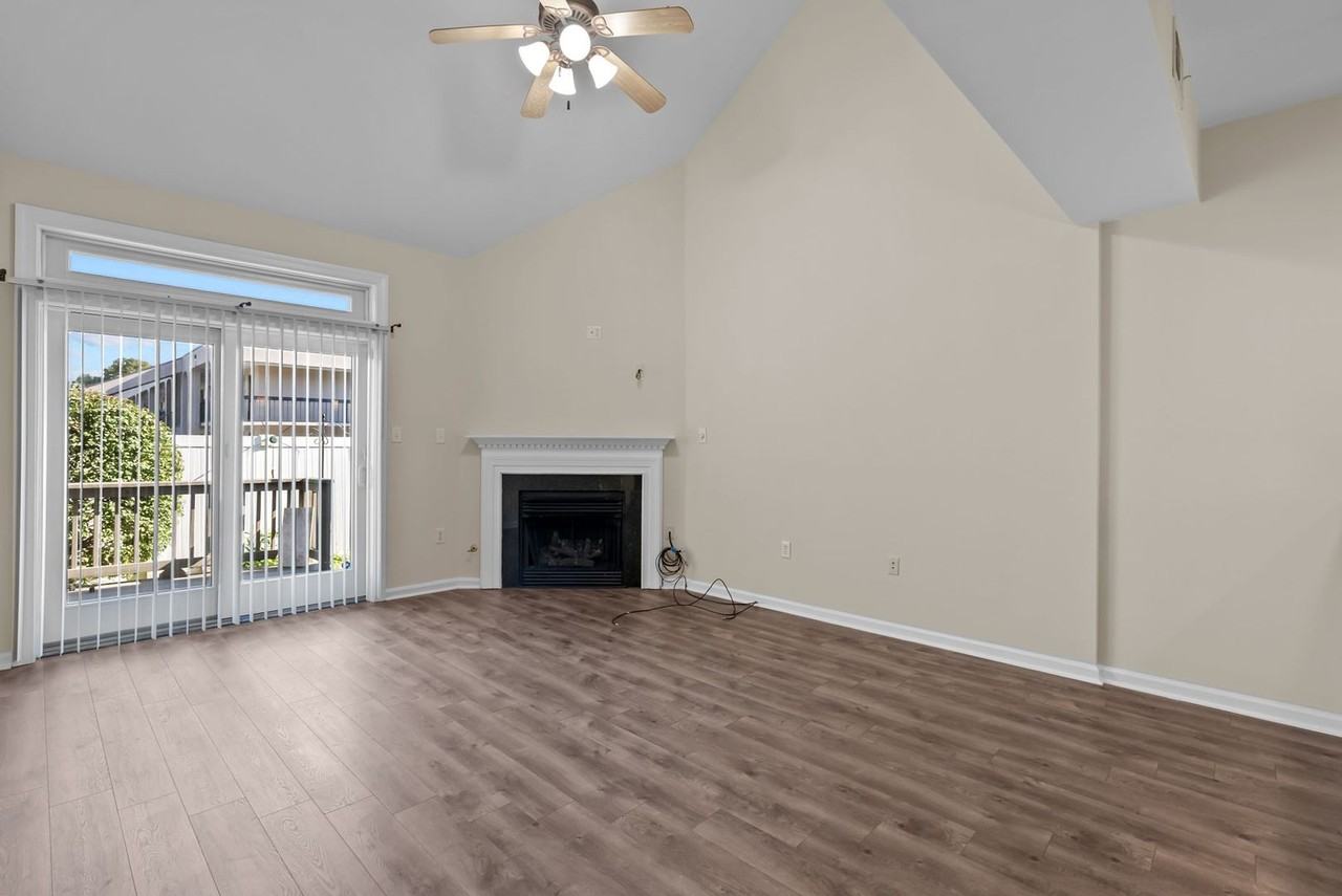 1405 Dure Rd - Photo 7 of 33